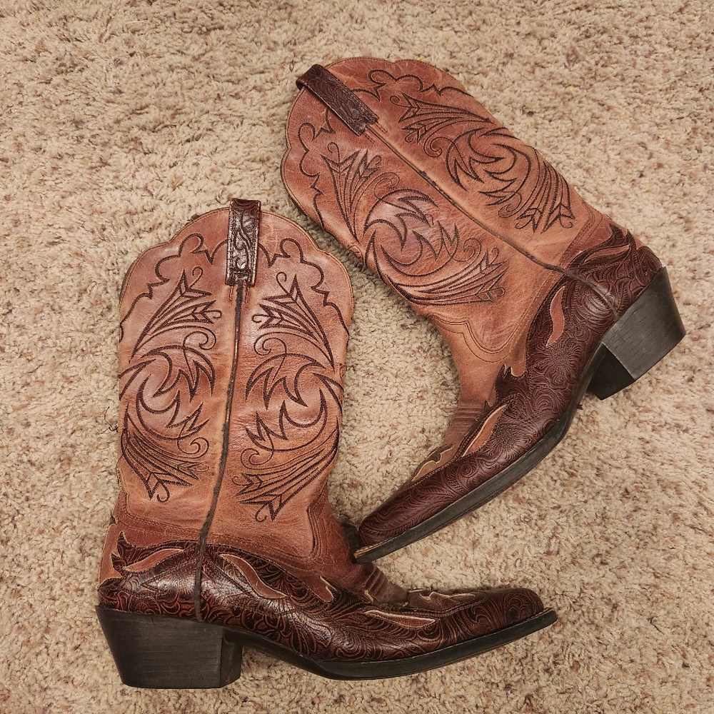 Ariat Women's Heritage Western J Toe Wing Tip Size 8B